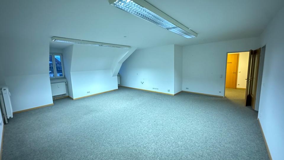 Gewerbeobjekt Deggendorf - 1.300&euro; | Angebot:26228224