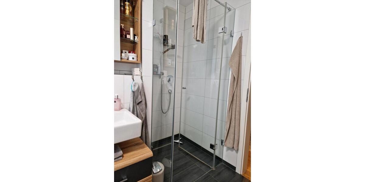 Etagenwohnung Darmstadt Bessungen - 3 Zimmer, 99 m&sup2;, 1.650&euro; | Angebot:24825626