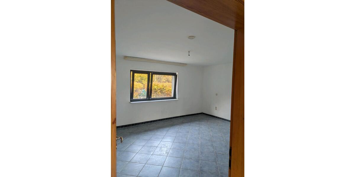 Etagenwohnung Bönningstedt - 2 Zimmer, 95 m&sup2;, 1.250&euro; | Angebot:24535936