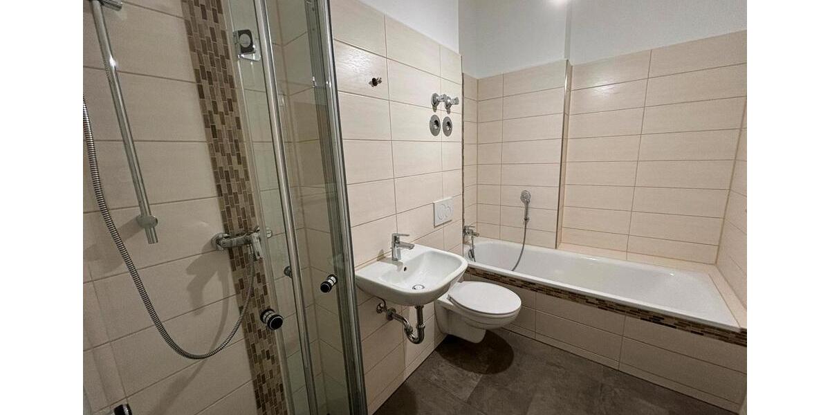 Erdgeschoßwohnung Magdeburg Nordwest - 3 Zimmer, 87 m&sup2;, 920&euro; | Angebot:26285242