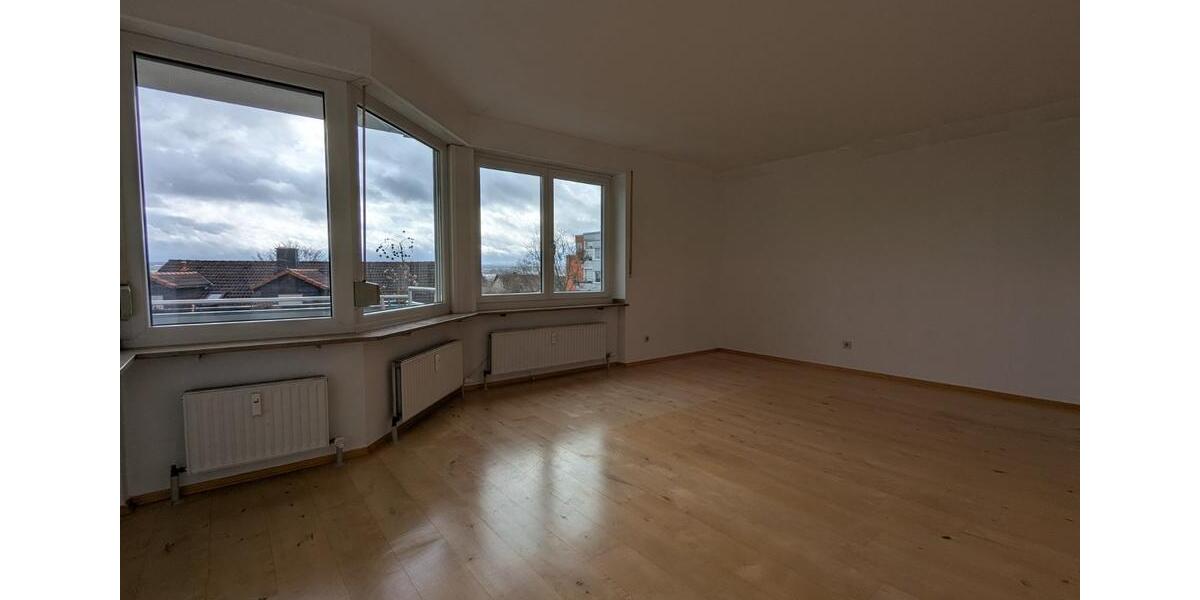 Hochparterre Amberg - 4 Zimmer, 100 m&sup2;, 1.200&euro; | Angebot:25392062