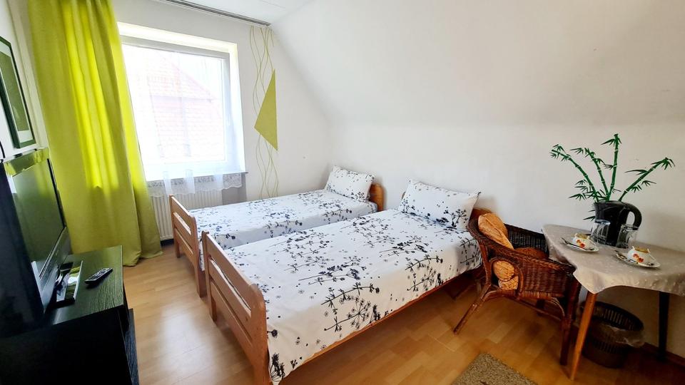 Wohnen auf Zeit Immendingen - 5 Zimmer, 15 m&sup2;, 14&euro; | Angebot:17950297