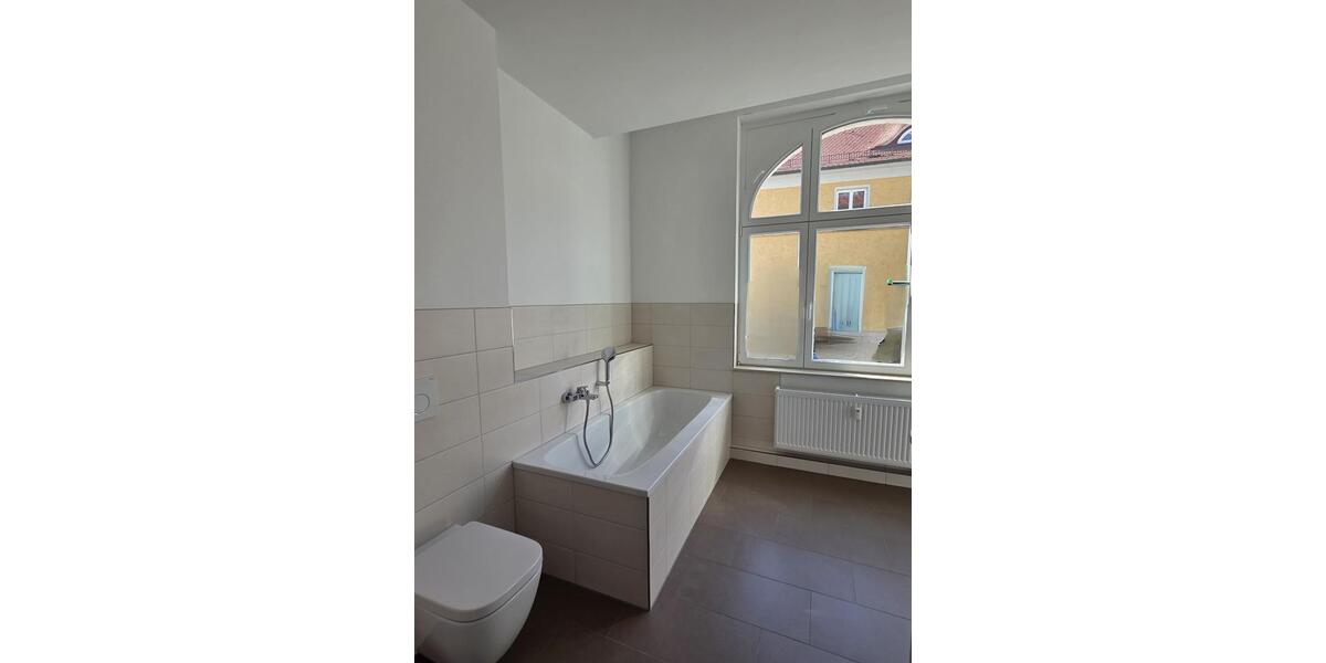 Erdgeschoßwohnung Meiningen - 2 Zimmer, 95 m&sup2;, 1.100&euro; | Angebot:23847691