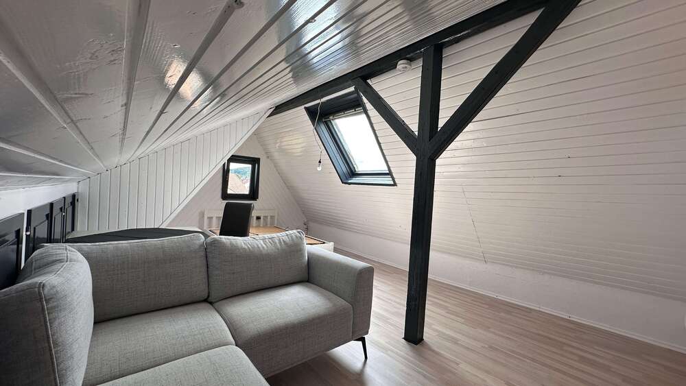 Zimmer Gomaringen - 5 Zimmer, 350&euro; | Angebot:27052934