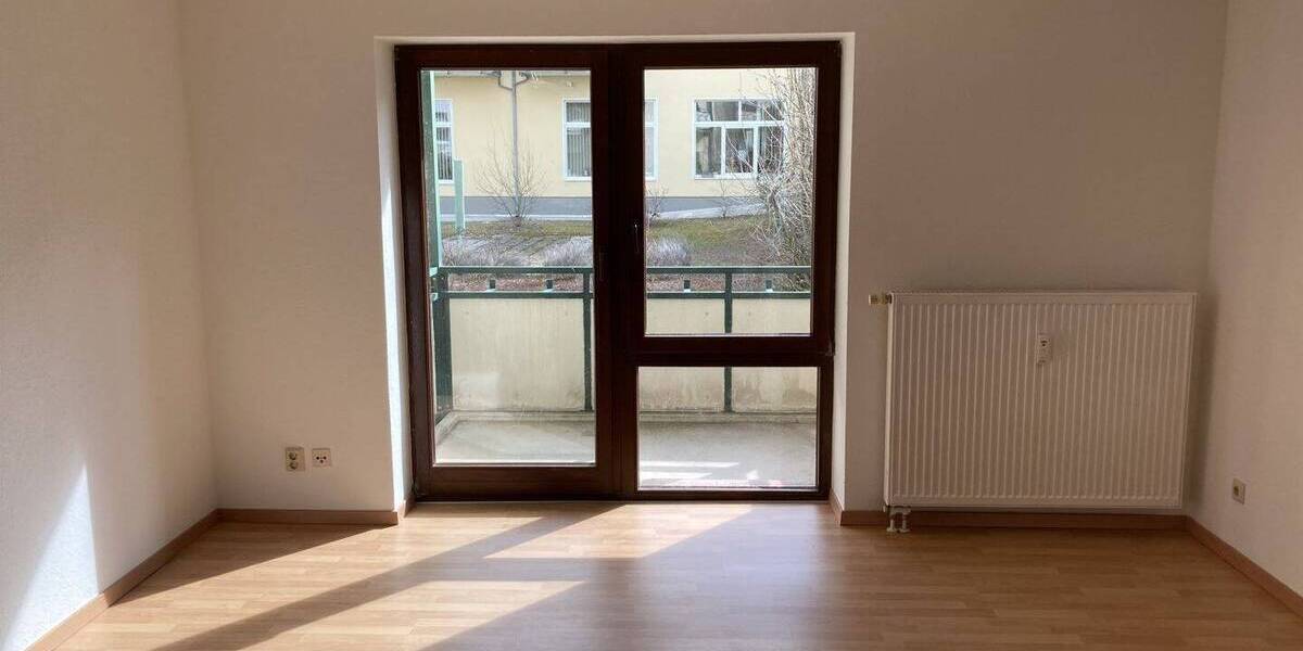 Etagenwohnung Zwickau Bahnhofsvorstadt - 2 Zimmer, 44 m&sup2;, 260&euro; | Angebot:26597704