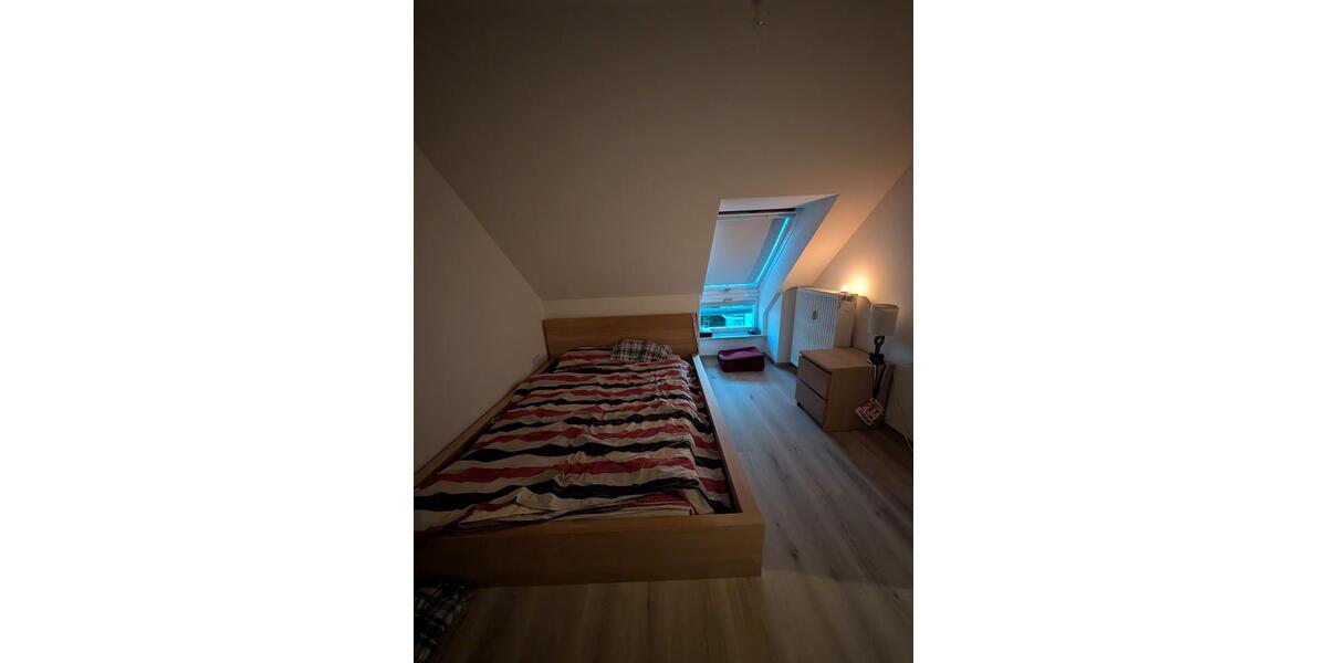 Dachgeschoßwohnung Simbach am Inn - 2 Zimmer, 35 m&sup2;, 530&euro; | Angebot:24472765