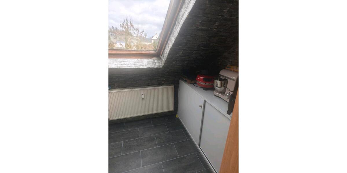 Dachgeschoßwohnung Ransbach-Baumbach Baumbach - 4 Zimmer, 80 m&sup2;, 1.150&euro; | Angebot:25959761