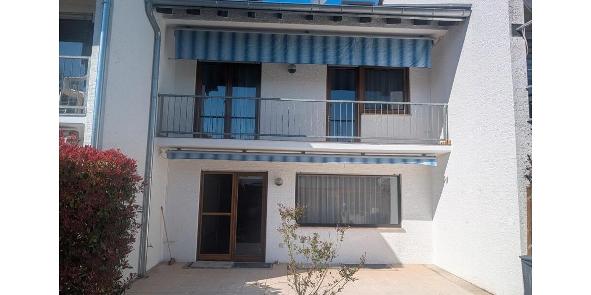 Reihenhaus Pfungstadt - 6.5 Zimmer, 155 m&sup2;, 1.590&euro; | Angebot:26035820