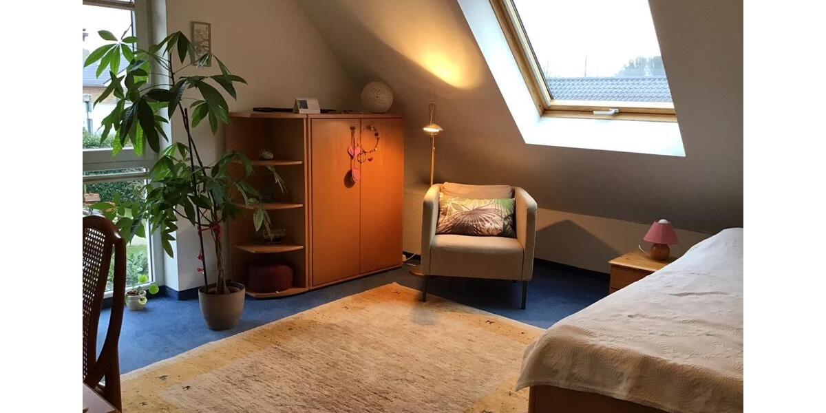 Burscheid 2 Zimmer in 3-er Weg Ü 50 bevorzugt weiblich 5 zimmer