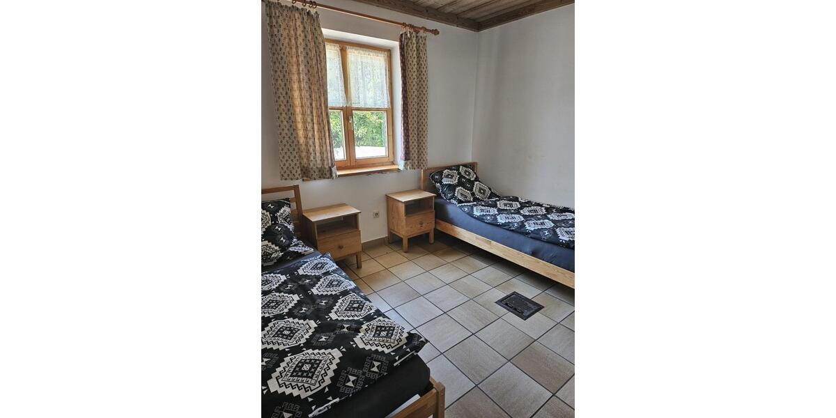 Einfamilienhaus Gangkofen - 4.5 Zimmer, 130 m&sup2;, 1.500&euro; | Angebot:25590858