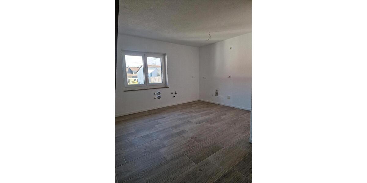 Maisonettenwohnung Nersingen - 4 Zimmer, 90 m&sup2;, 1.500&euro; | Angebot:26049396