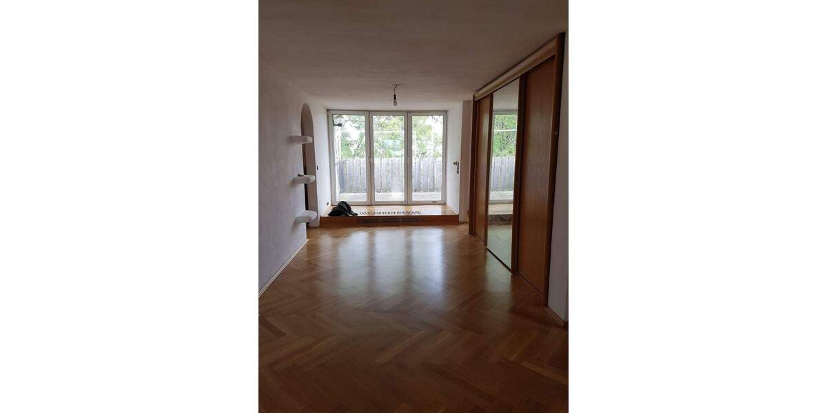 Etagenwohnung Traunstein Gemarkung Traunstein - 3 Zimmer, 108 m&sup2;, 1.050&euro; | Angebot:23967490