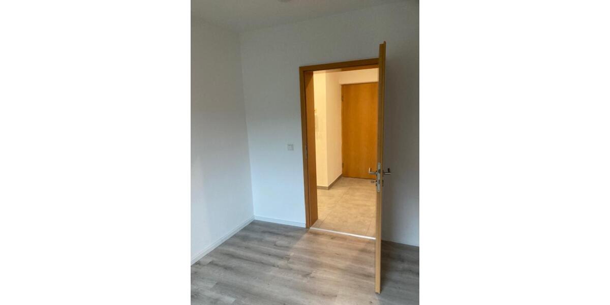 Erdgeschoßwohnung Zweibrücken - 3 Zimmer, 66 m&sup2;, 450&euro; | Angebot:25017506