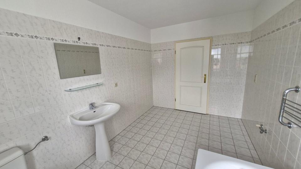 Dachgeschoßwohnung Magdeburg Nordwest - 2 Zimmer, 80 m&sup2;, 575&euro; | Angebot:26586291