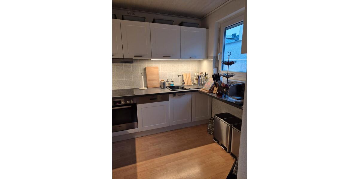 Erdgeschoßwohnung Ingelheim am Rhein - 4 Zimmer, 100 m&sup2;, 1.200&euro; | Angebot:26038590