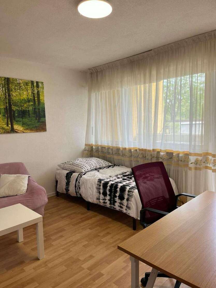 WG-Zimmer in Nürnberg 850 € 14 m² zimmer
