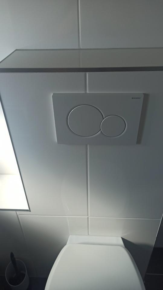 Voll Möblierte zwei Zimmer Wohnung für Studierende Mädels