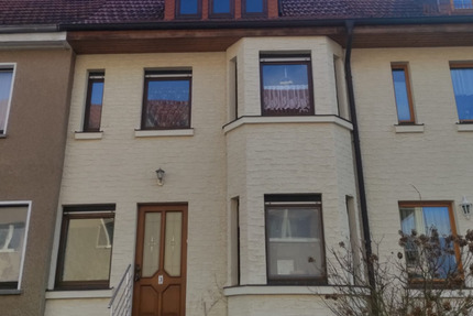 Haus Bad Salzungen - 4 Zimmer, 85 m&sup2;, 800&euro; | Angebot:25082802