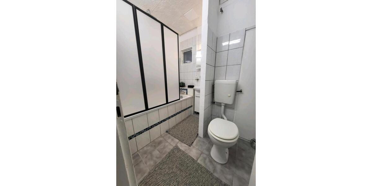 Etagenwohnung Schwerin Friedrichsthal - 2 Zimmer, 40 m&sup2;, 530&euro; | Angebot:24752440