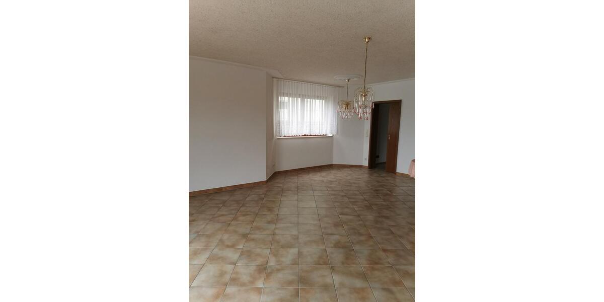 Etagenwohnung Penig - 3 Zimmer, 93 m&sup2;, 558&euro; | Angebot:26544917