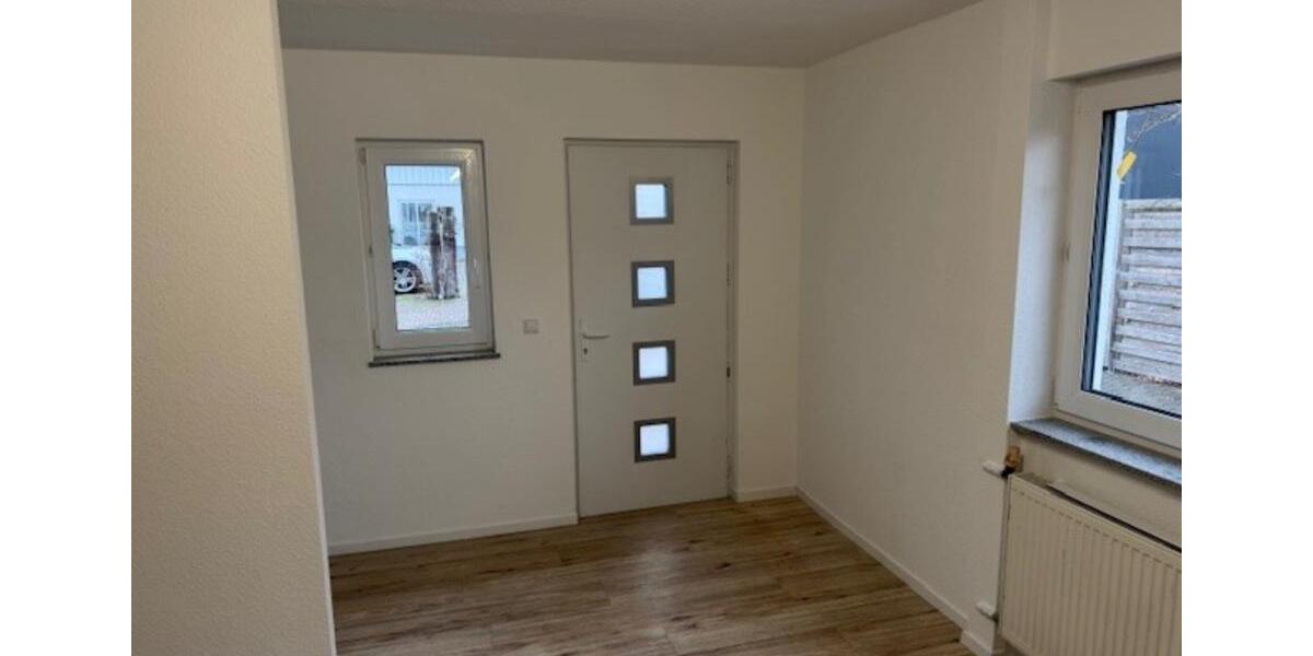 Etagenwohnung Hockenheim - 2 Zimmer, 103 m&sup2;, 1.200&euro; | Angebot:24570791