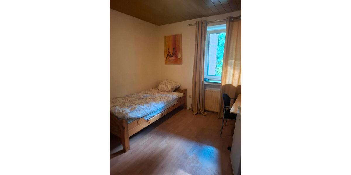 Erdgeschoßwohnung Emden Rysumer Landstraße - 1 Zimmer, 15 m&sup2;, 400&euro; | Angebot:27612852