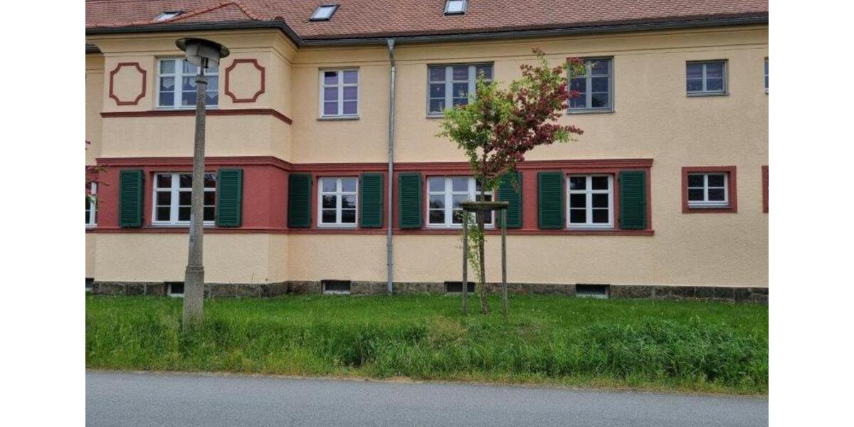 Etagenwohnung Gröditz - 2 Zimmer, 48 m&sup2;, 280&euro; | Angebot:23687967