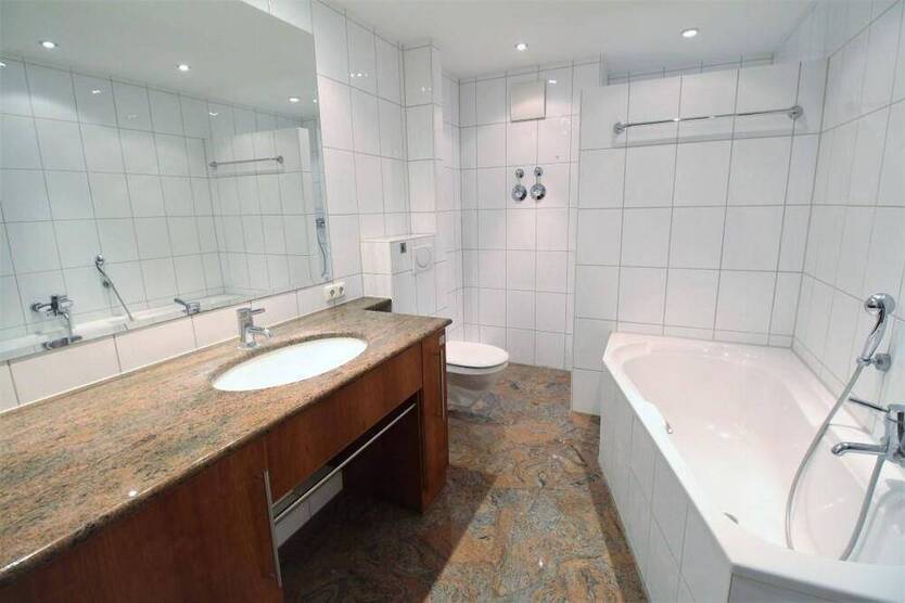 Komfortable 3-Zimmer-Wohnung in Alsternähe