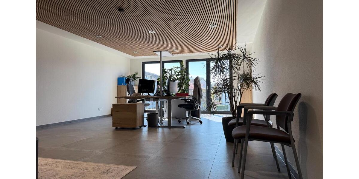 Gewerbeobjekt Bad Krozingen - 1.300&euro; | Angebot:26014811