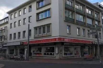 Helle 3-Zimmer-Wohnung mit großzügigen Räumen in zentraler Innenstadtlage 3 zimmer