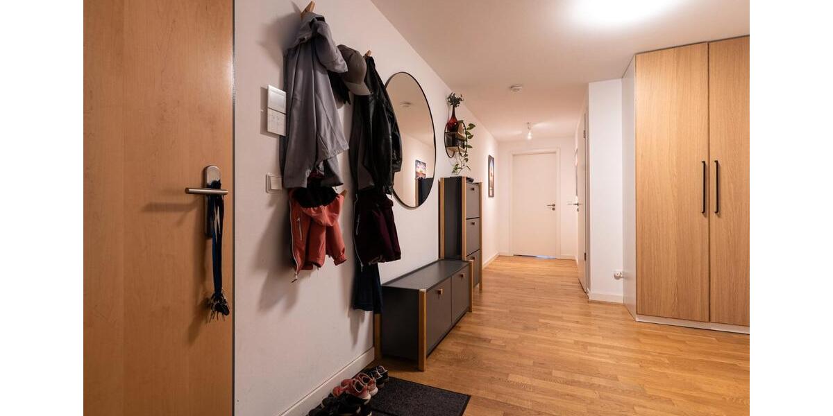Dachgeschoßwohnung Berlin Lichtenberg - 3.5 Zimmer, 108 m&sup2;, 2.000&euro; | Angebot:26699559
