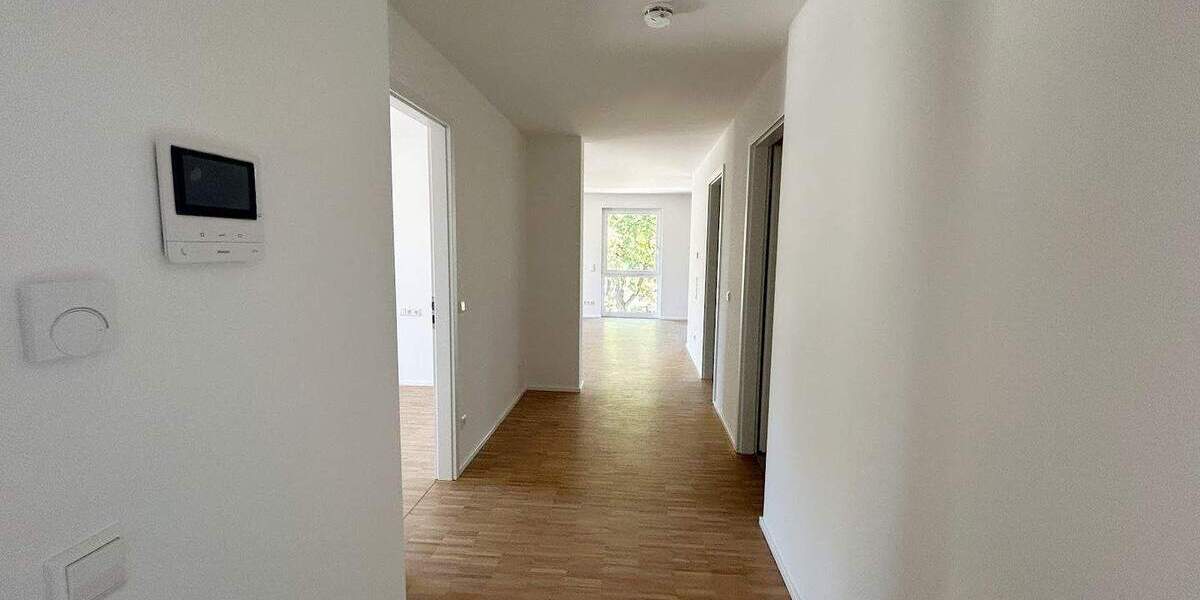 Etagenwohnung Stuttgart Untertürkheim - 3 Zimmer, 89 m&sup2;, 1.590&euro; | Angebot:23059545