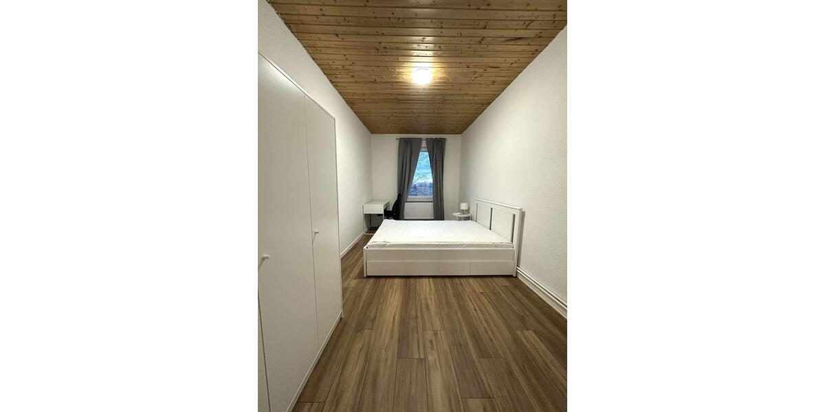 Etagenwohnung Hannover Linden-Limmer - 1 Zimmer, 14 m&sup2;, 450&euro; | Angebot:26101556