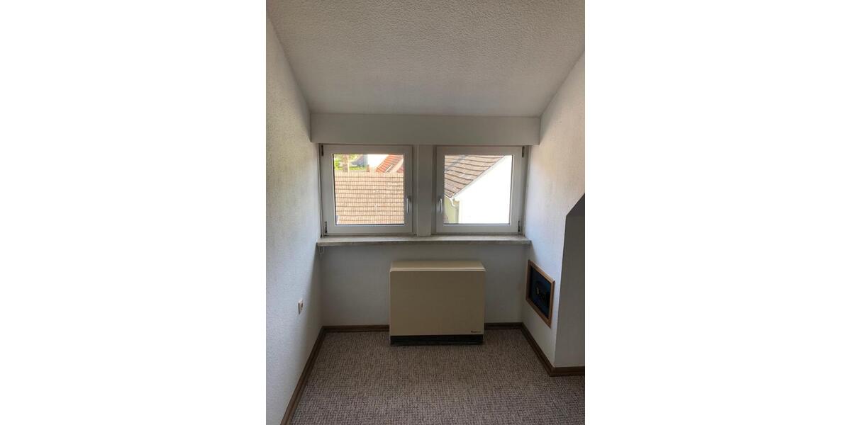 Dachgeschoßwohnung Zehdenick - 2 Zimmer, 42 m&sup2;, 336&euro; | Angebot:25854202