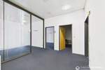Gewerbeobjekt Regensburg / Prüfening Westenviertel - 8 Zimmer, 199 m&sup2;, 4.700&euro; | Angebot:25704935