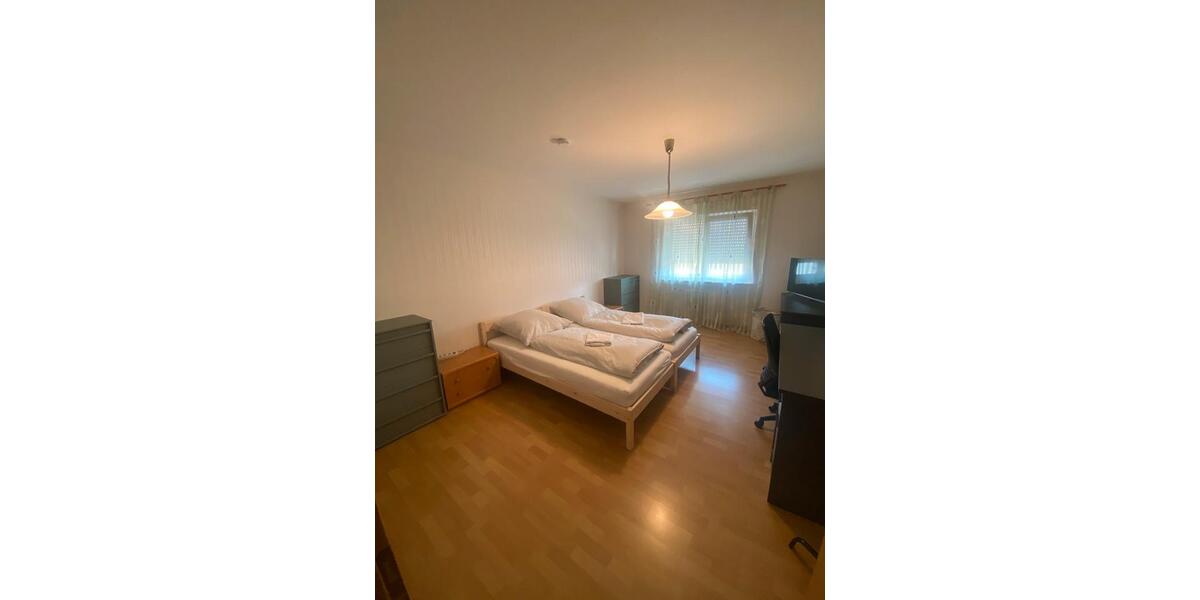 Etagenwohnung Heldburg - 3 Zimmer, 70 m&sup2;, 1.850&euro; | Angebot:26314559