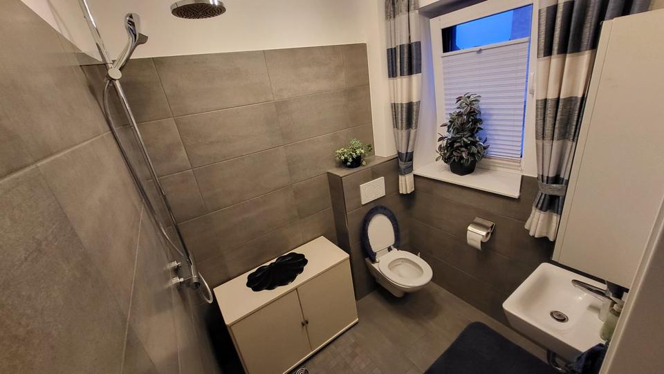 Etagenwohnung Dahlenburg - 5 Zimmer, 130 m&sup2;, 1.450&euro; | Angebot:25128220