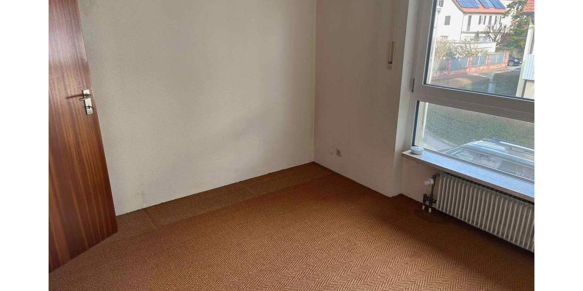 Etagenwohnung Nürnberg Zerzabelshof - 4 Zimmer, 115 m&sup2;, 1.350&euro; | Angebot:26672598
