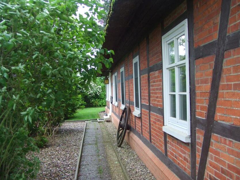 Luxuriöse 3 Zimmerwohnung in Landhaus Stil.