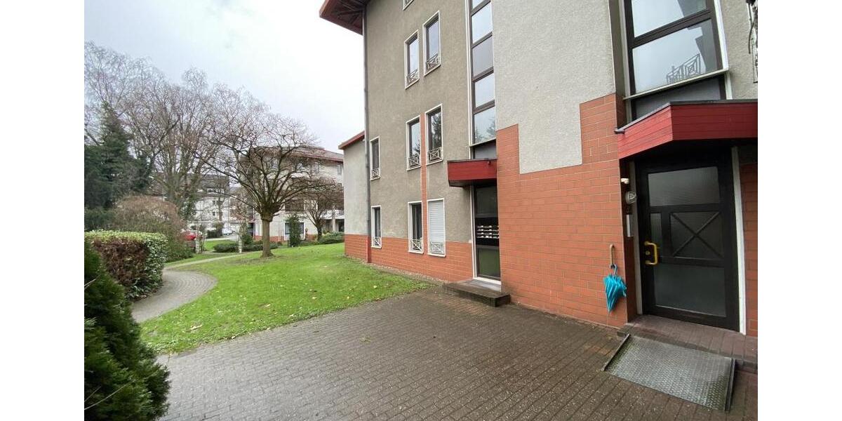 Erdgeschoßwohnung Oberhausen - 1 Zimmer, 41 m&sup2;, 369&euro; | Angebot:24305641
