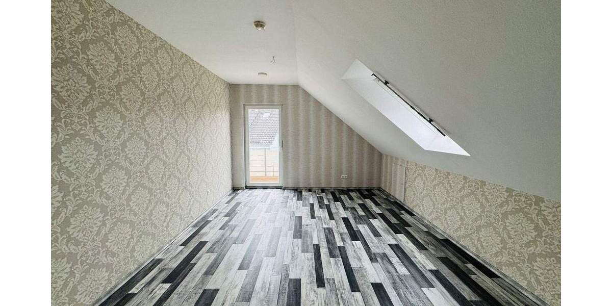 Einfamilienhaus Osterburken - 5 Zimmer, 159 m&sup2;, 1.570&euro; | Angebot:25051209