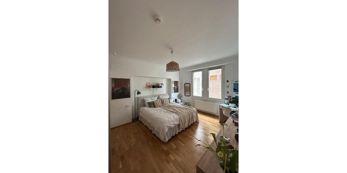Wohnen auf Zeit Stuttgart Stuttgart-Ost - 20 Zimmer, 73 m&sup2;, 615&euro; | Angebot:26479033