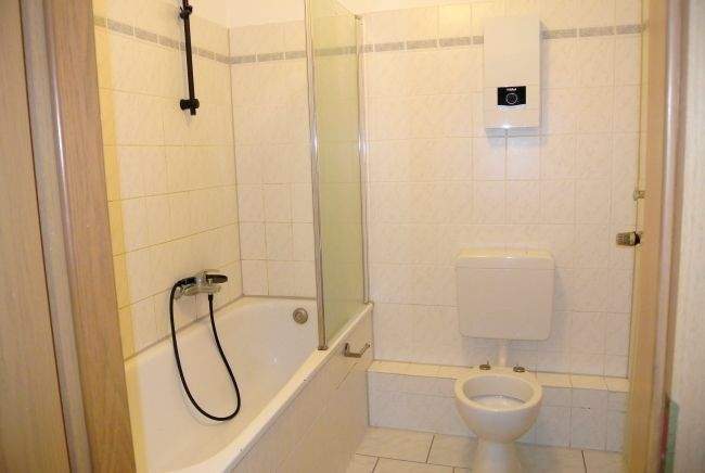 Patrizierhaus mit hohen Decken und neuer Ausstattung für Altbauliebhaber**** 3 zimmer