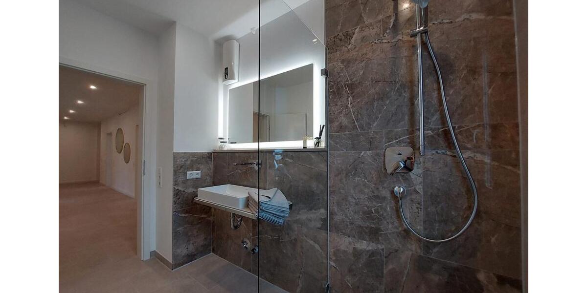 Etagenwohnung Tuttlingen - 4 Zimmer, 138 m&sup2;, 1.500&euro; | Angebot:26502002