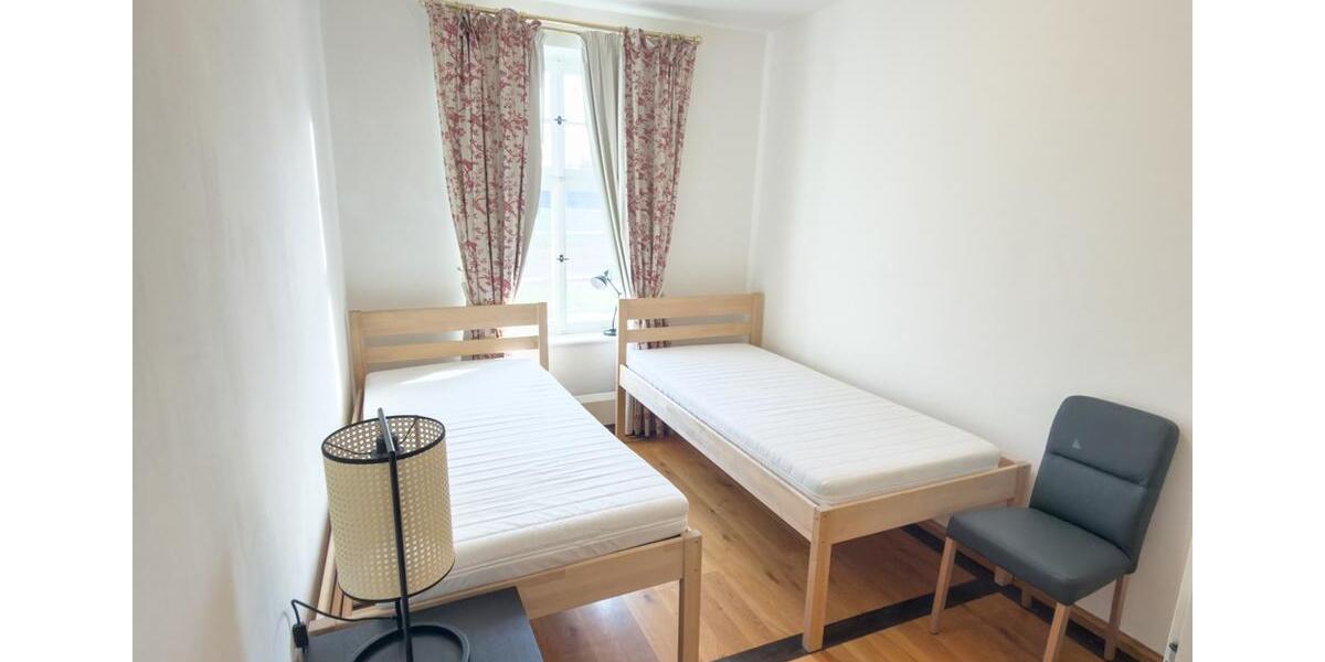 Maisonettenwohnung Ebern - 5 Zimmer, 223 m&sup2;, 1.980&euro; | Angebot:24192661