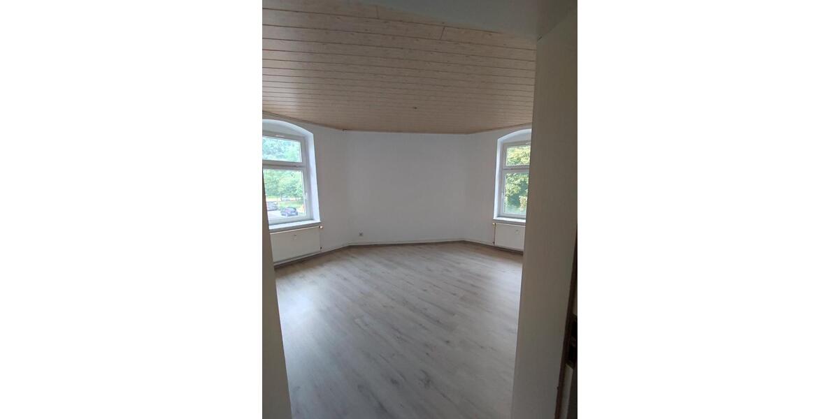 Etagenwohnung Aue-Bad Schlema Bad Schlema - 2 Zimmer, 60 m&sup2;, 300&euro; | Angebot:26413807