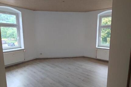 Wohnung Aue-Bad Schlema Bad Schlema - 2 Zimmer, 60 m&sup2;, 300&euro; | Angebot:26413807