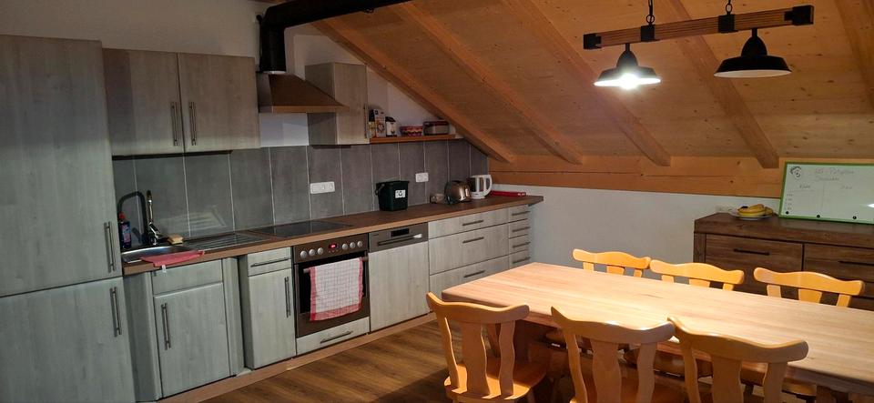 Wohnen auf Zeit Gaißach - 1 Zimmer, 15 m&sup2;, 350&euro; | Angebot:24214067