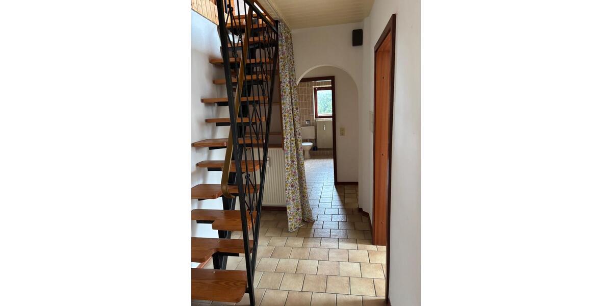 Dachgeschoßwohnung Heide - 2.5 Zimmer, 69 m&sup2;, 700&euro; | Angebot:25292752