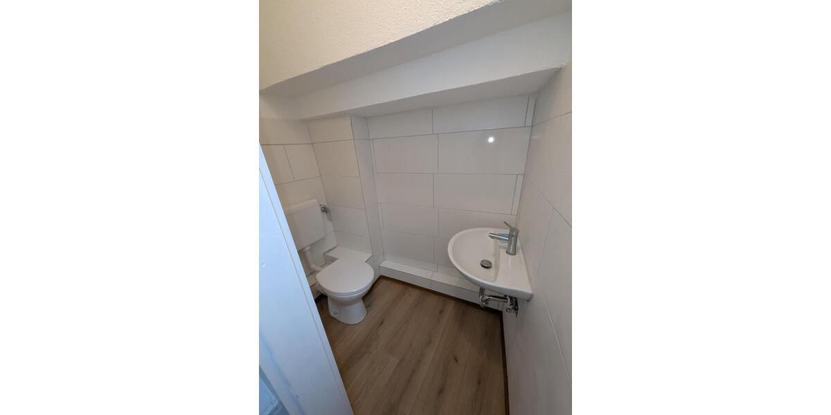 Dachgeschoßwohnung Schwaigern - 3 Zimmer, 90 m&sup2;, 690&euro; | Angebot:25510466